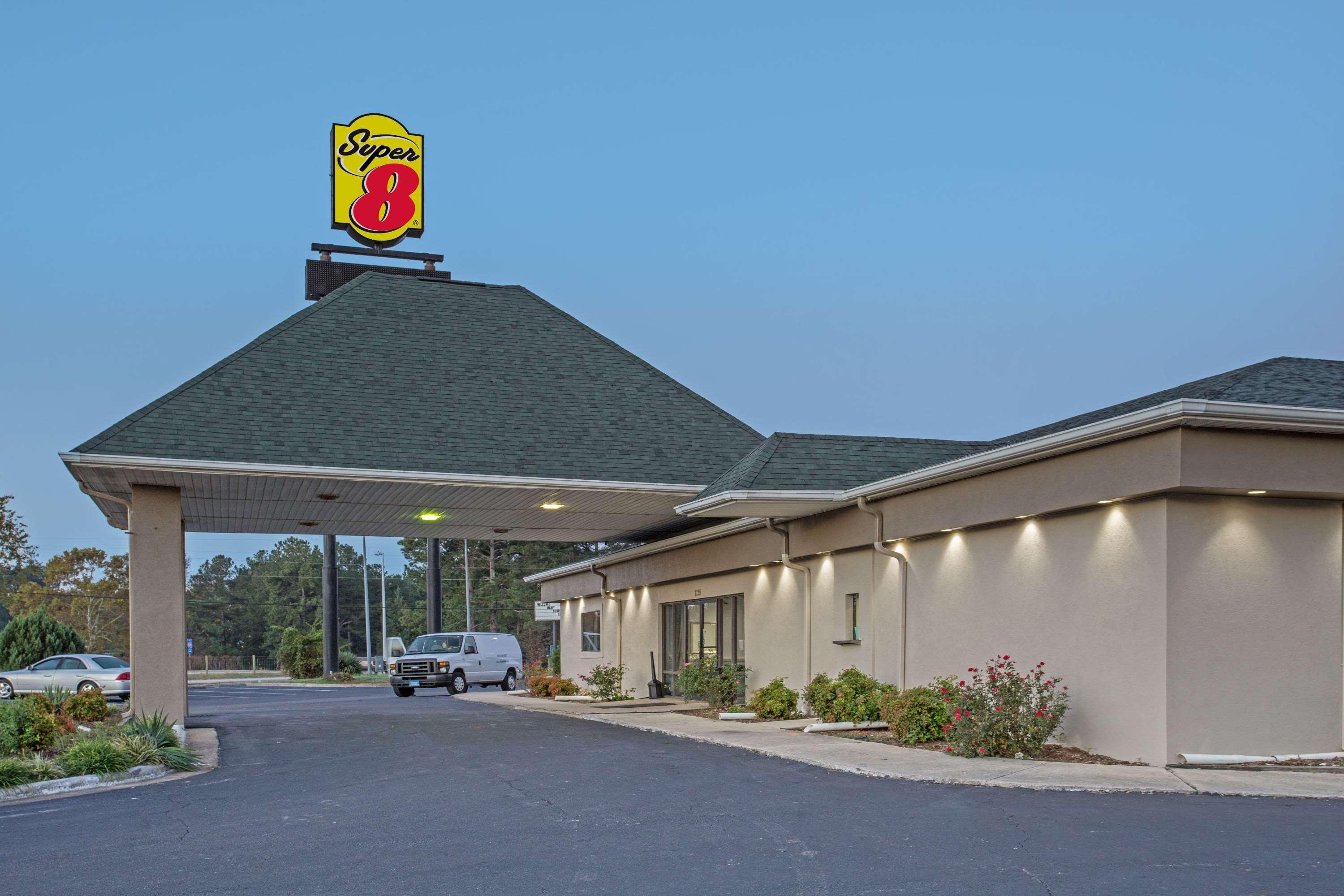 Motel Super 8 By Wyndham Dunn Exterior foto